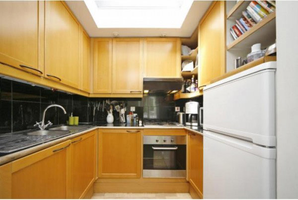 deVOL-kitchens-blog-customer-Real-Shaker-kitchen-Mushroom-splashback-olive-mushroom-Holland Park-transformation-beautiful-simple-stylish-before shot