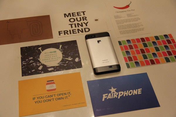 deVOL-kitchens-blog-Holland-Fairphone-Dutch-ethical-smart phone-comapany-collage-