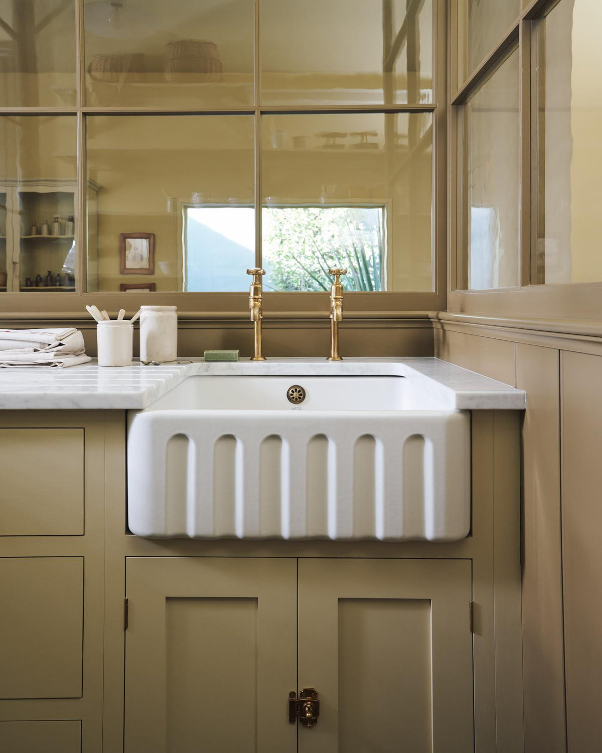 deVOL 600 Single Fluted Belfast Sink TEST