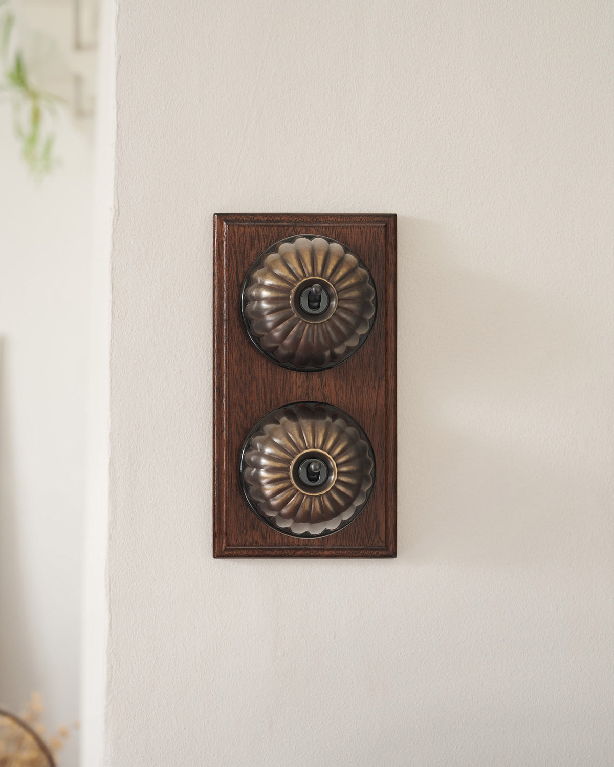 | Oxidised Brass shown TEST