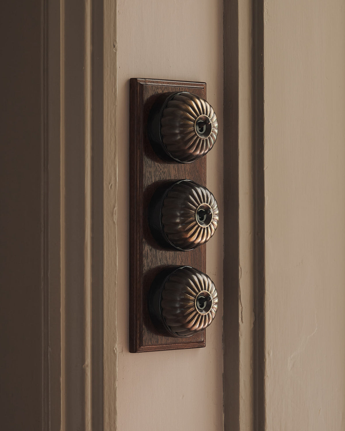 | Oxidised Brass shown TEST