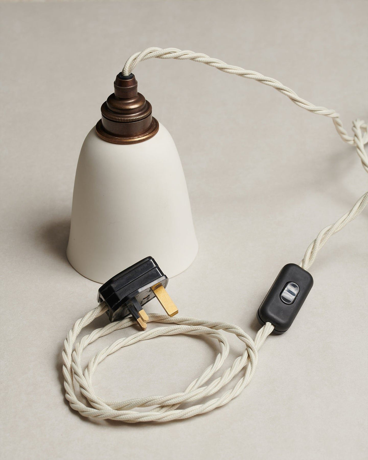 Large Plain Skullcap Porcelain Plug-in Light TEST