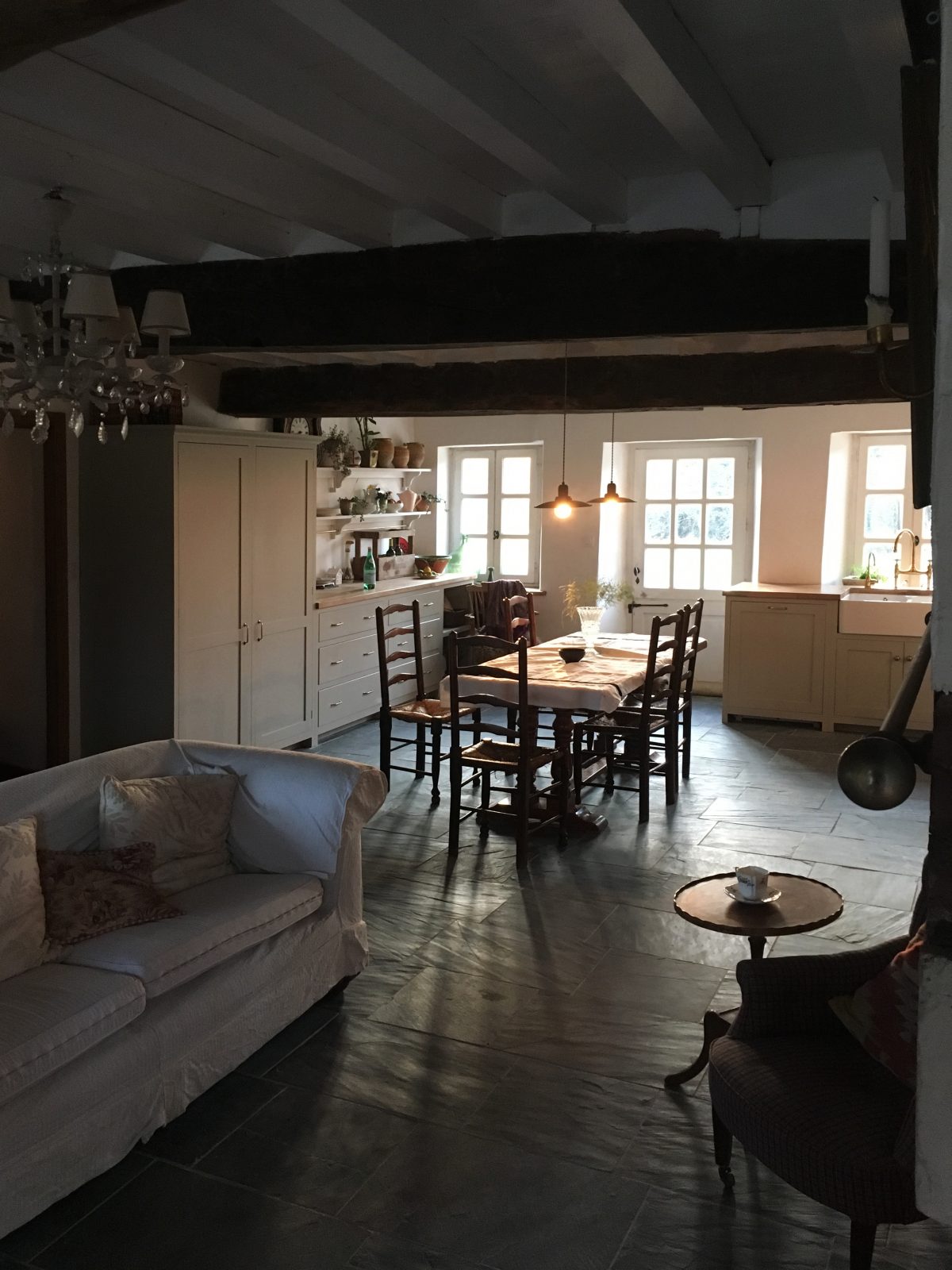 A big table is always at the top of our kitchen wish list, just imagine warm summer evenings spent around this table, eating and chatting and playing.