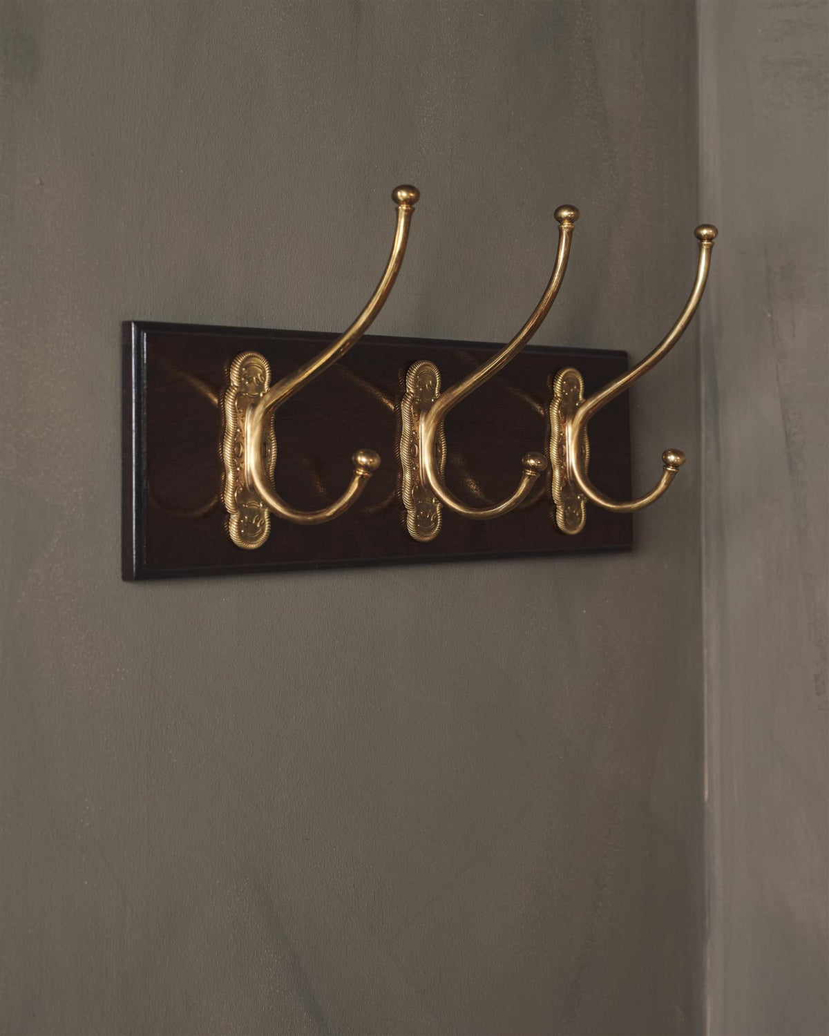 The Grand Parisian Café Hook Rack - 7 Hooks, Mahogany Finish TEST