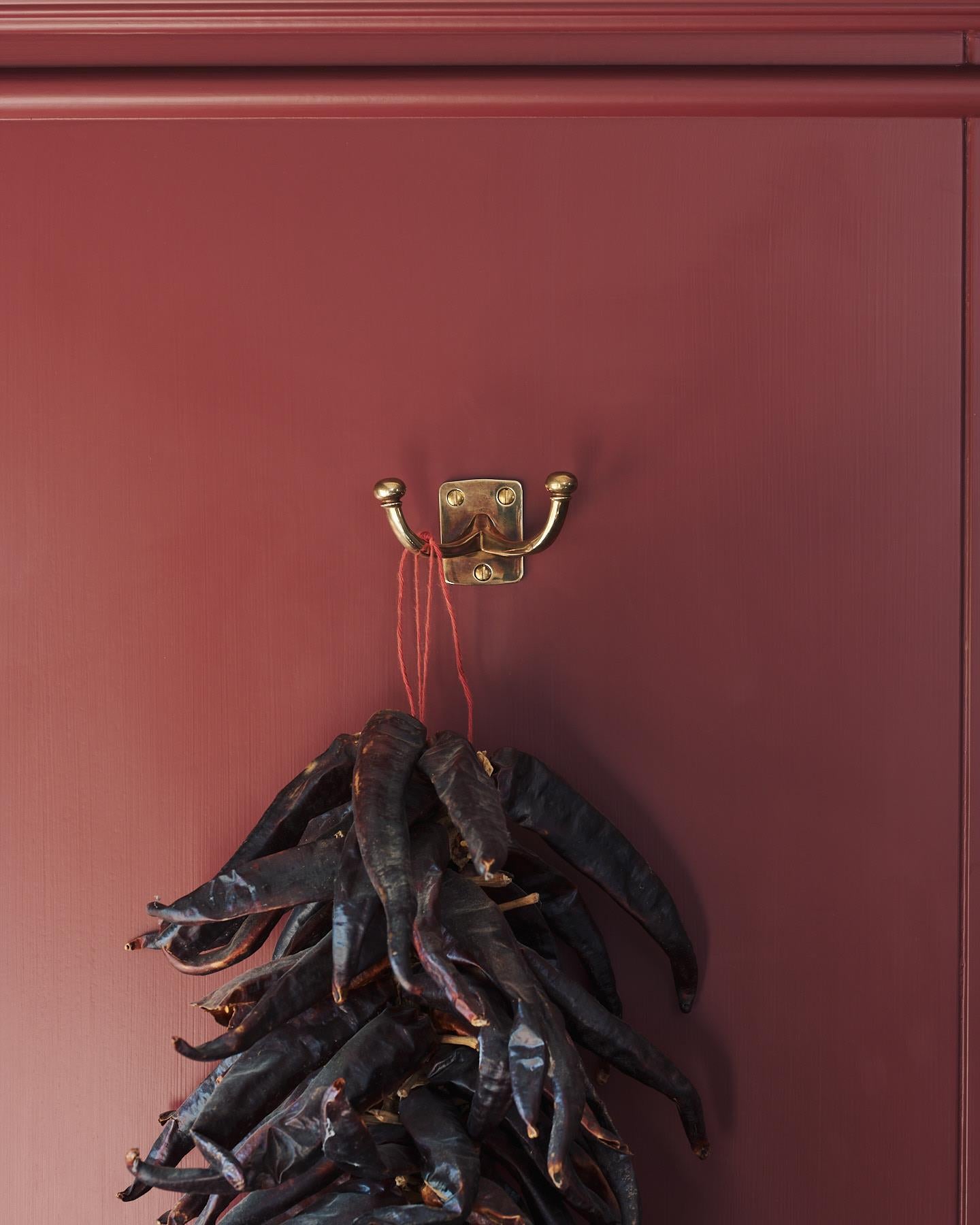 The Twin Edwardian Hook