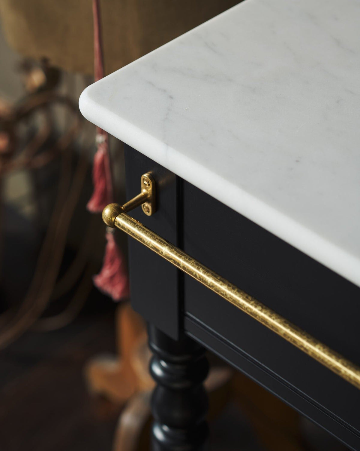 The Victorian Washstand with Pillar Taps - Twin, Printer's Black, No Worktop TEST