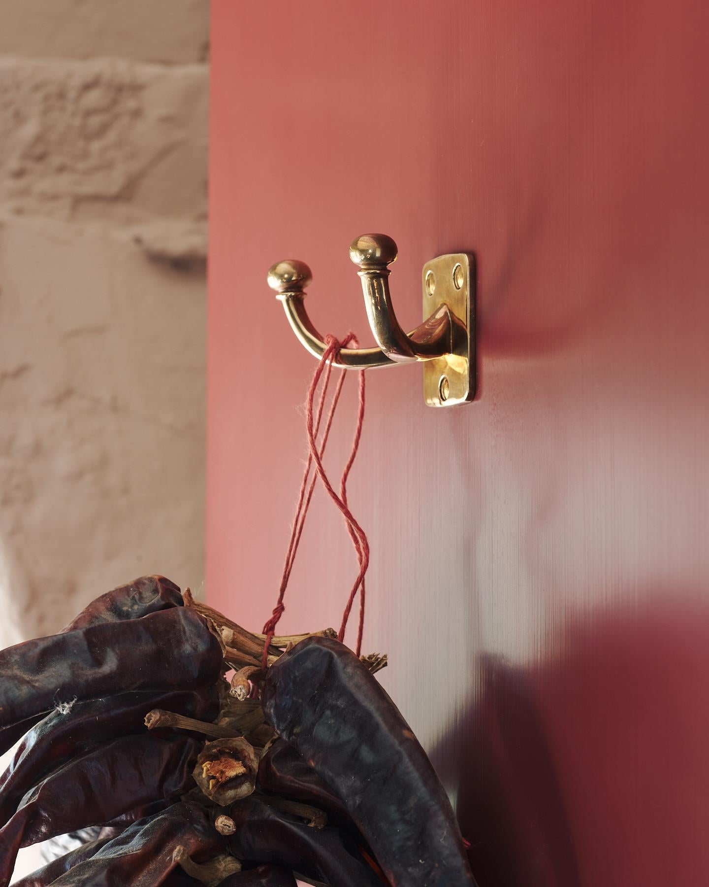 The Twin Edwardian Hook