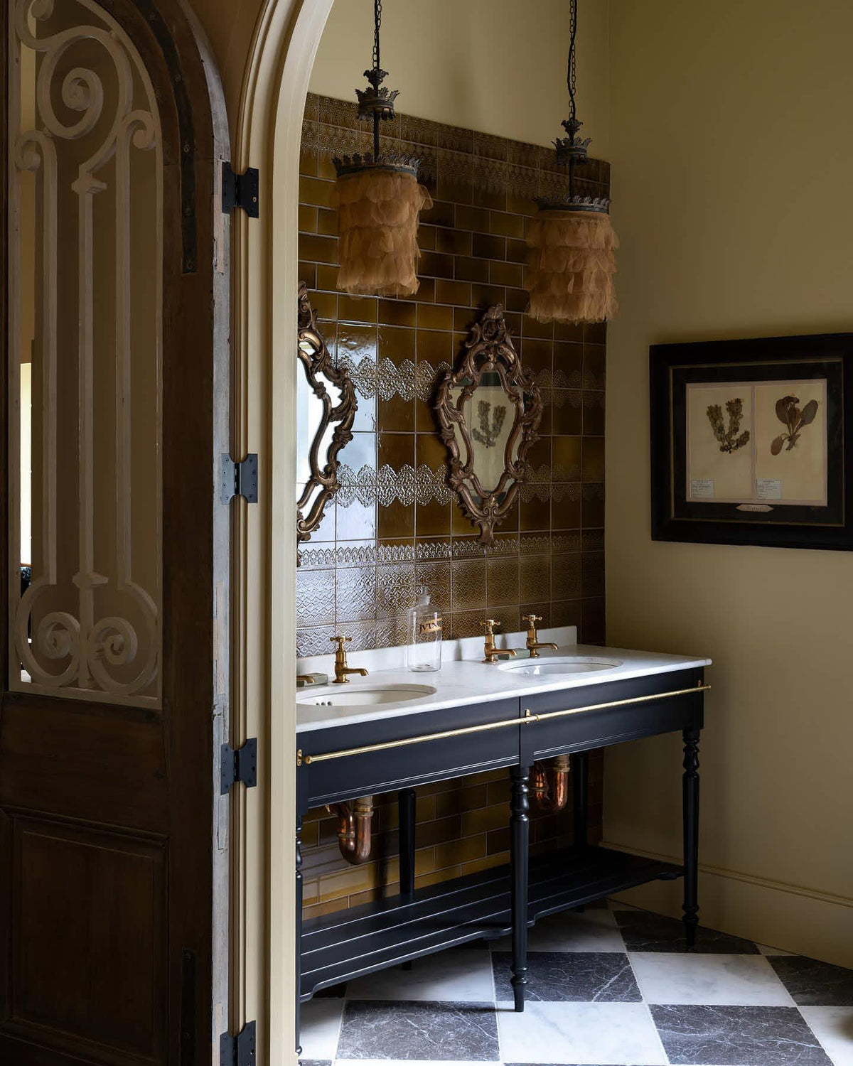 The Victorian Washstand with Pillar Taps - Twin, Princelet Pink, Carrara Marble Worktop TEST