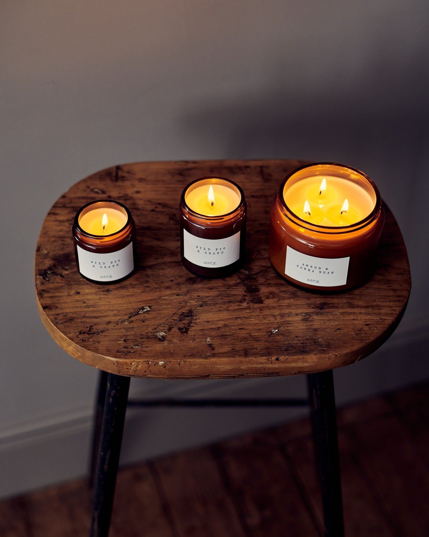 Large deVOL Scented Candle - Black Oud