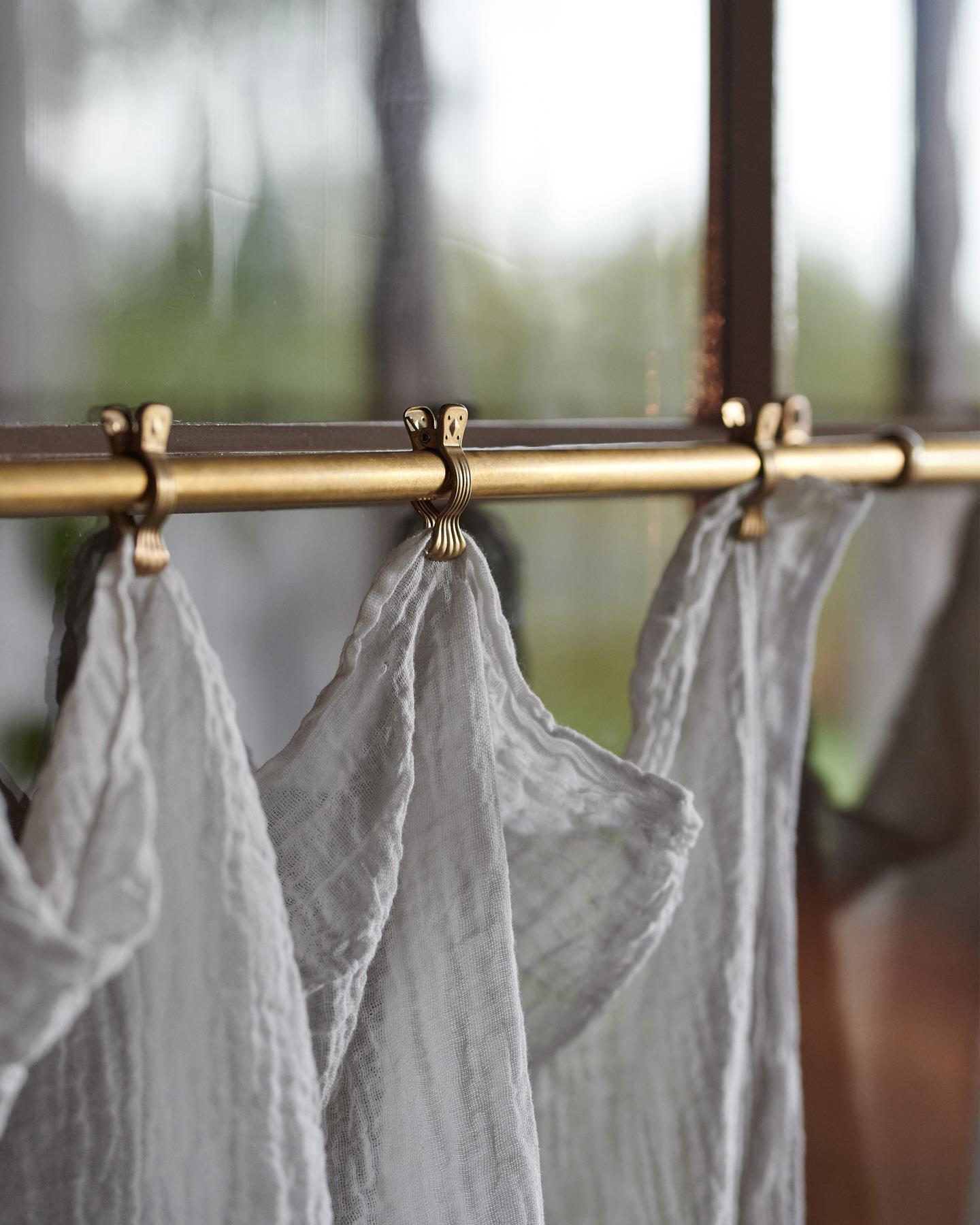 Aged Brass Café Curtain Rail - 1000mm rail with 3 brackets & 12 clips