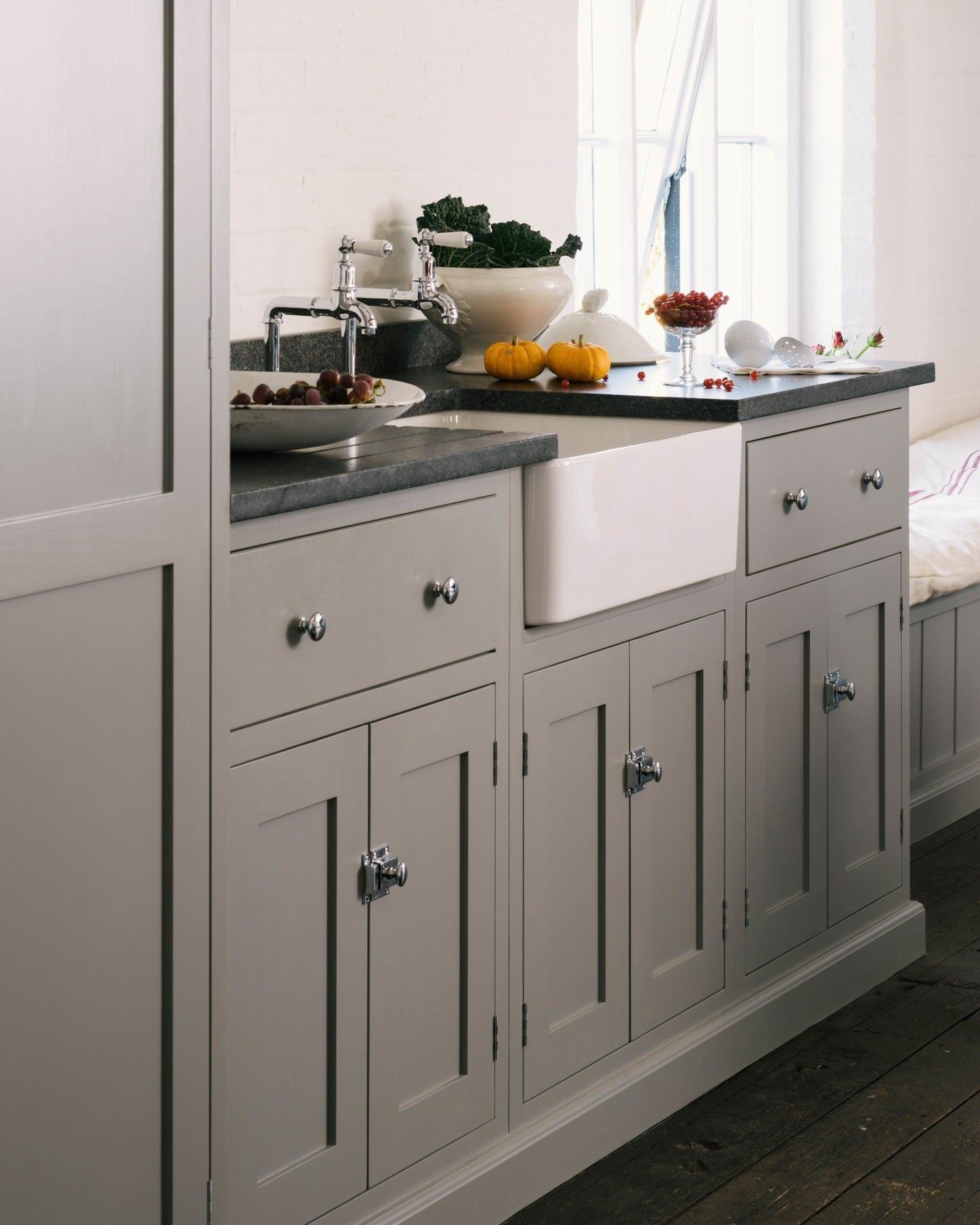 Bella Chrome Cupboard Catch