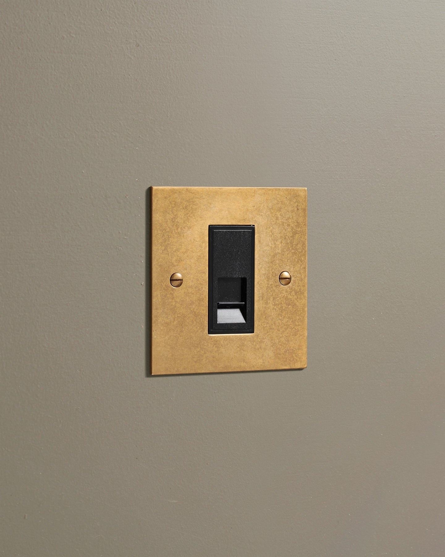 Aged Brass Classic Ethernet Outlet