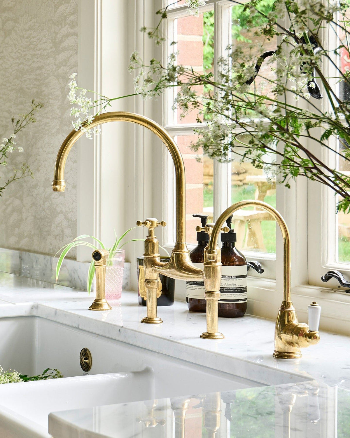 deVOL Aged Brass Ionian Tap with Rinse TEST