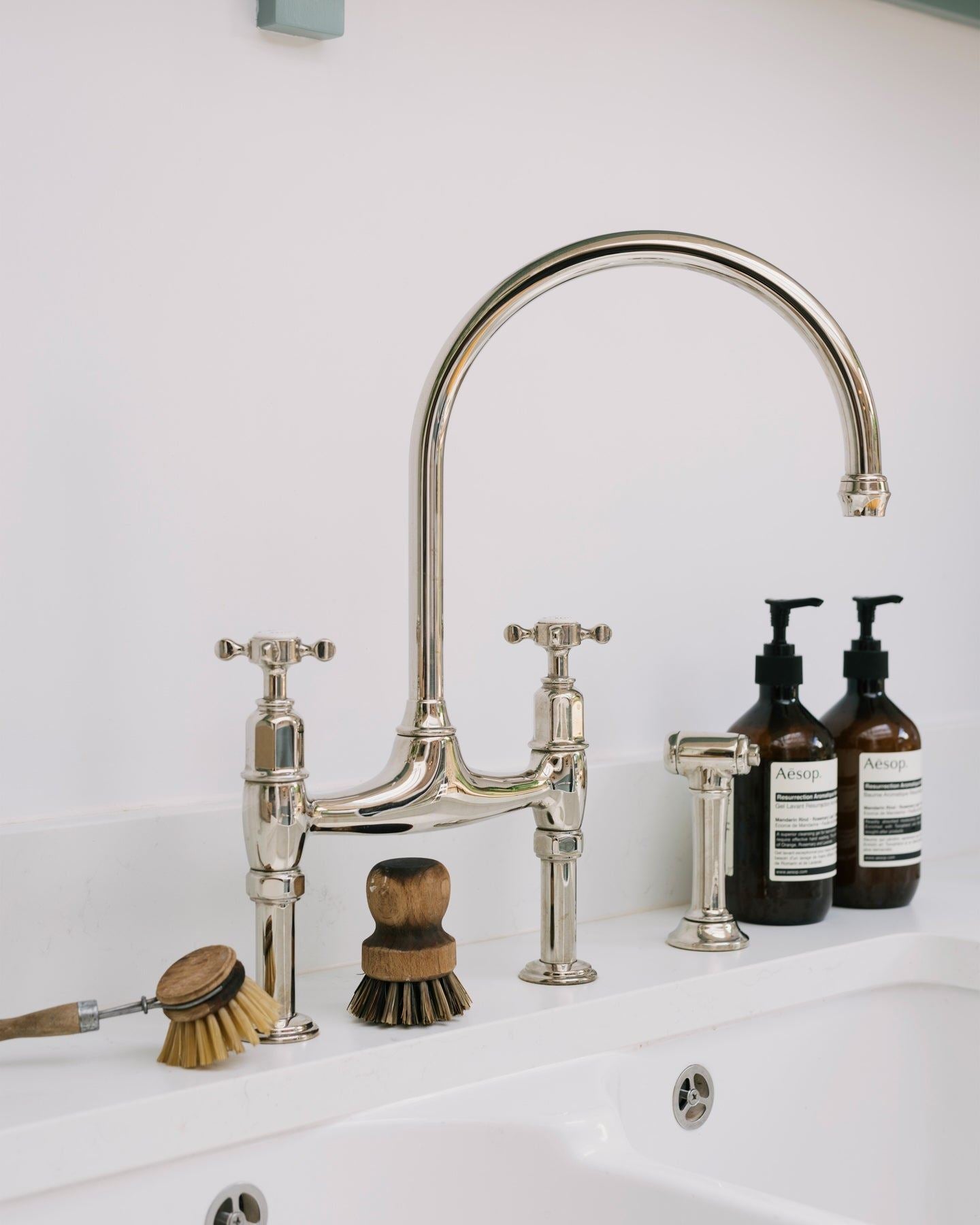 deVOL Chrome Ionian Tap with Rinse