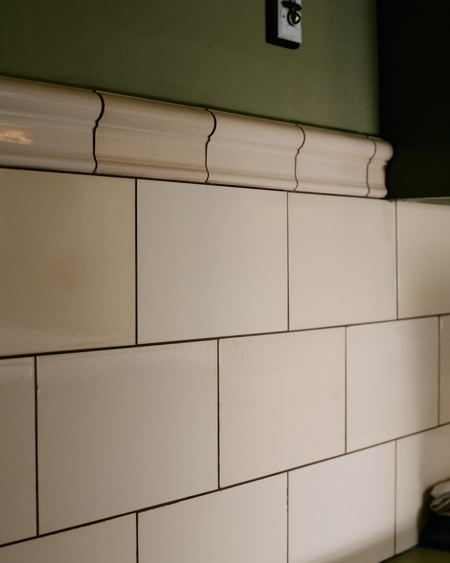 Cream Border Tile